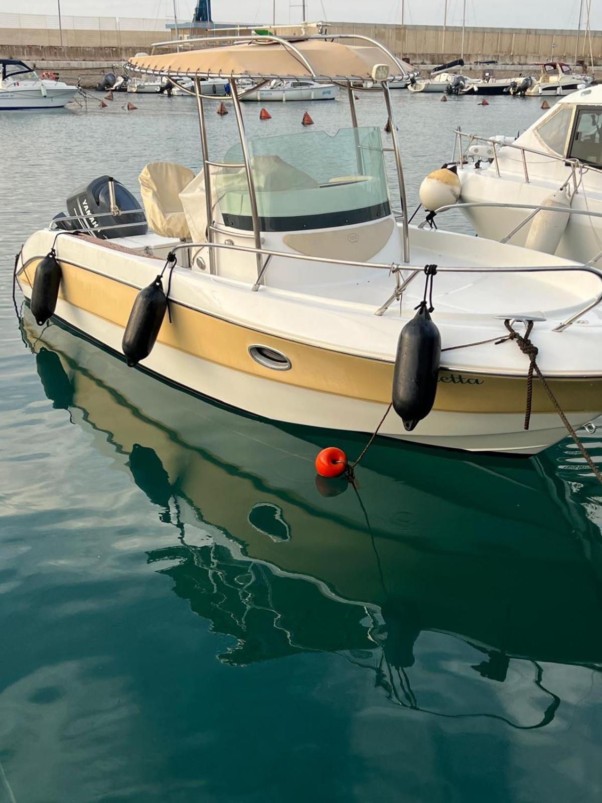 Fd Apartments - Zoe Prestigioso Appartamento Vicino Alla Stazione E Al Centro Monopoli Kültér fotó
