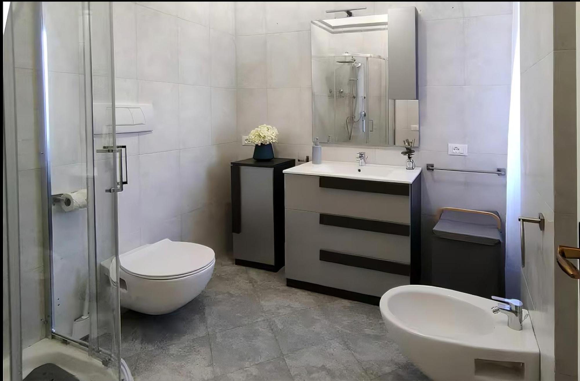 Fd Apartments - Zoe Prestigioso Appartamento Vicino Alla Stazione E Al Centro Monopoli Kültér fotó